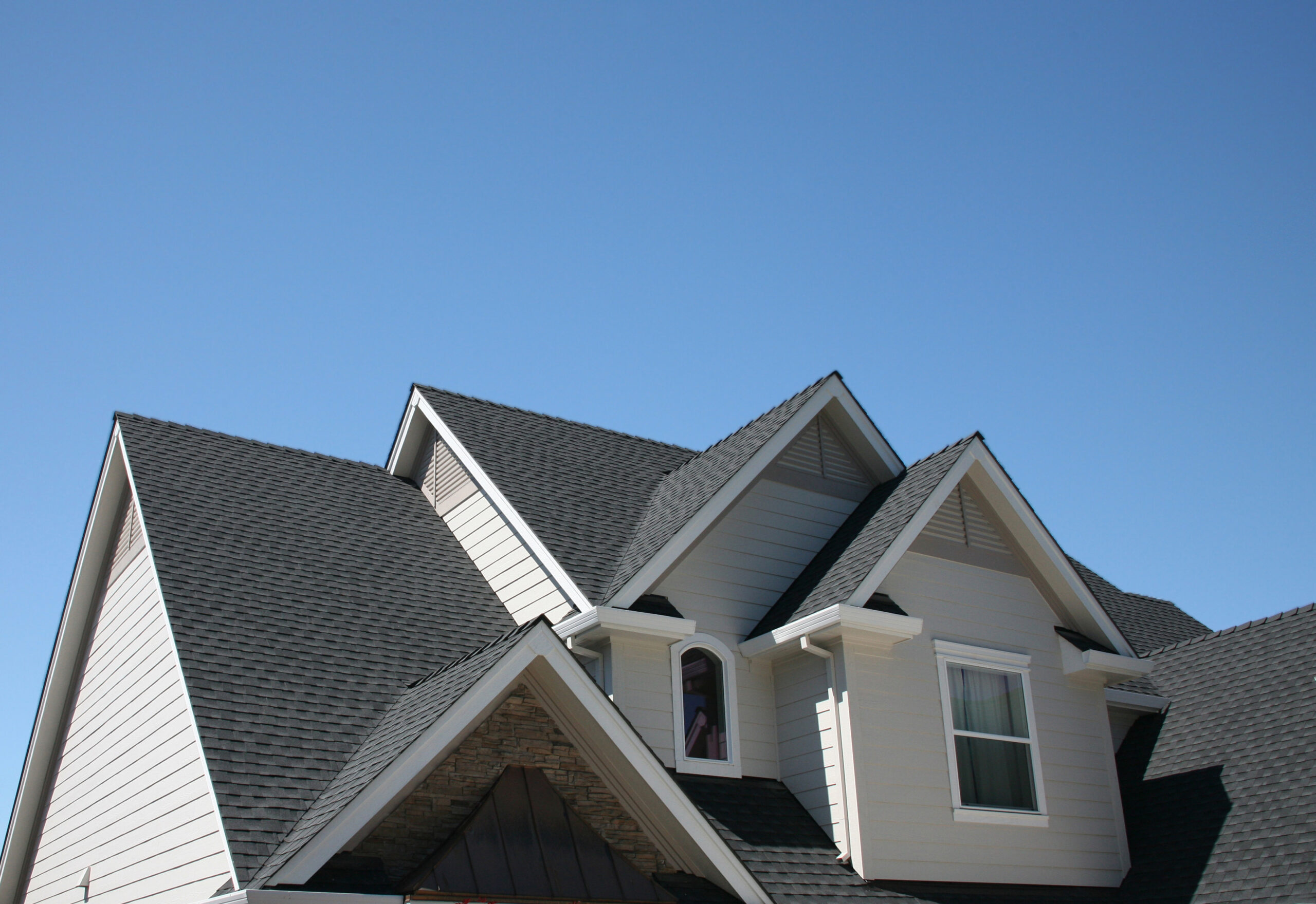 Easy ways to prevent roof deterioration